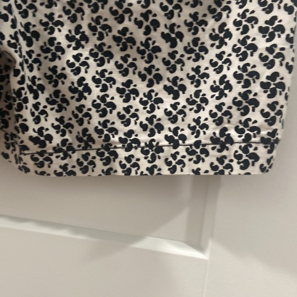 Cream and black women's shorts LOFT Ann Taylor size 6 original shorts EUC - Picture 13 of 16